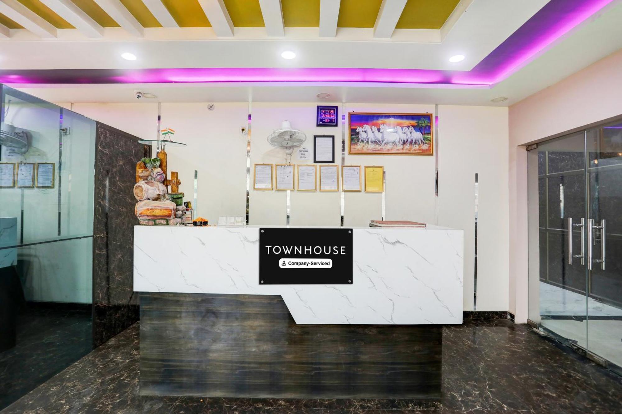 فندق Super Townhouse Gida Near Rto Office جوراكبور المظهر الخارجي الصورة