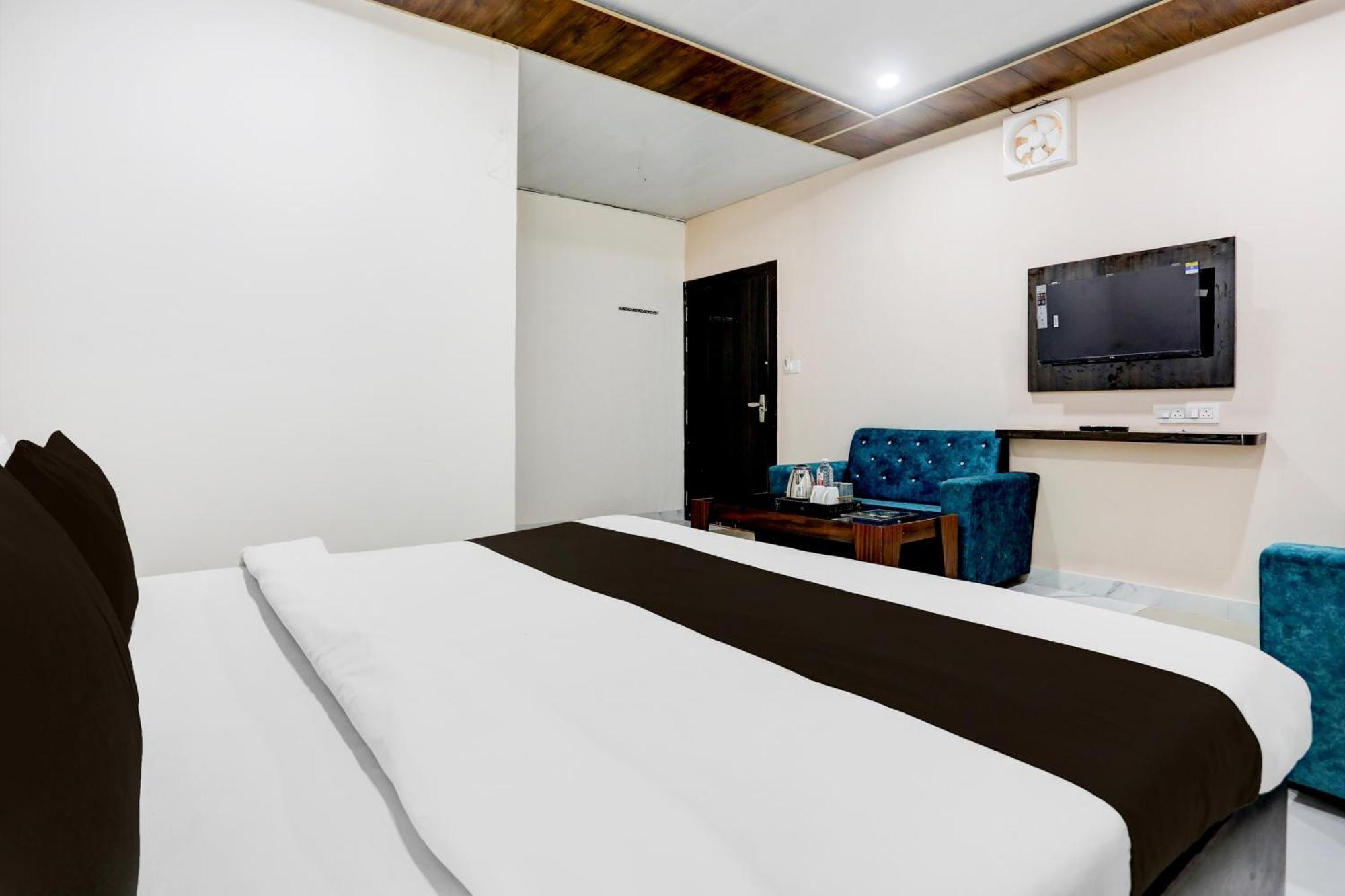 فندق Super Townhouse Gida Near Rto Office جوراكبور المظهر الخارجي الصورة