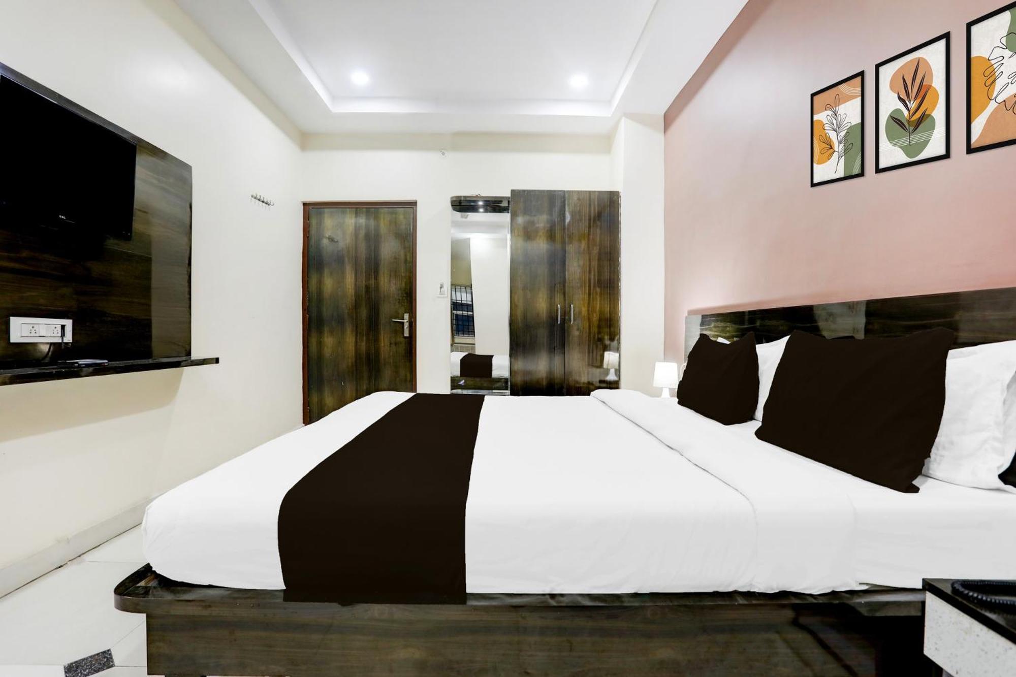 فندق Super Townhouse Gida Near Rto Office جوراكبور المظهر الخارجي الصورة