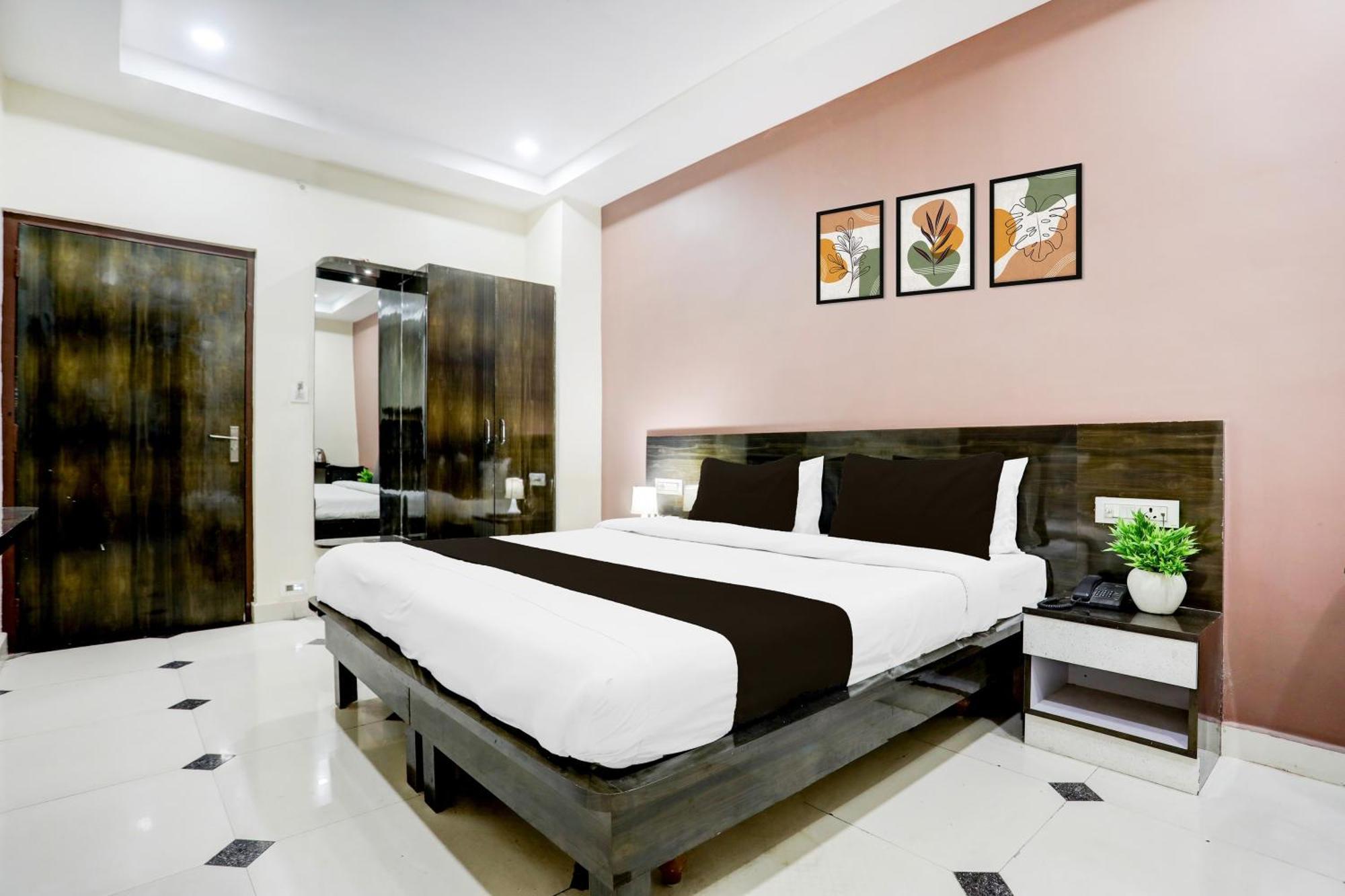 فندق Super Townhouse Gida Near Rto Office جوراكبور المظهر الخارجي الصورة